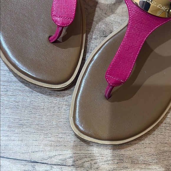 Michael Kors Pink T-Strap Sandals with Gold Accent, like new! - Picture 3 of 3